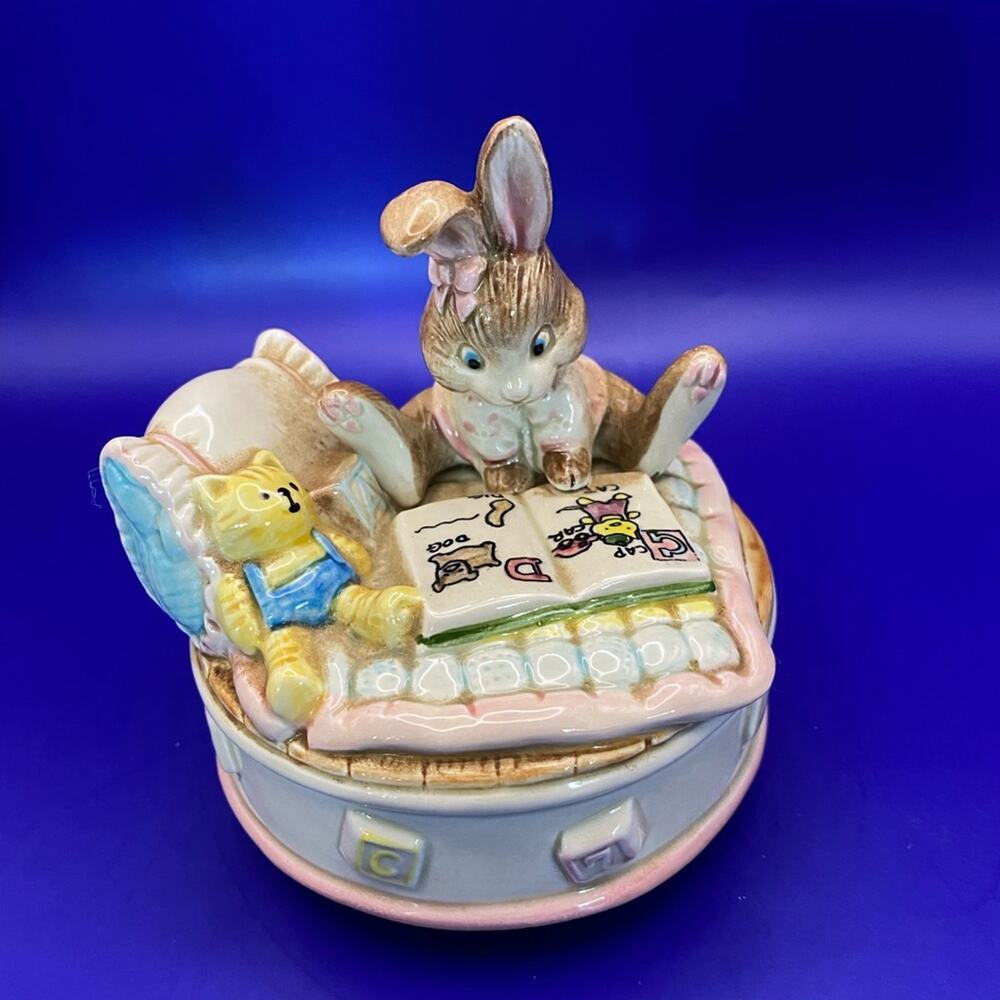 Vtg Otagiri Bunny Reading Book Music box- My Favorite Things Very Detailed
